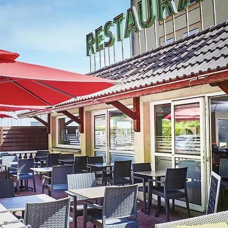 Logis Restaurant Bagatelle - 51530 2* ディジー