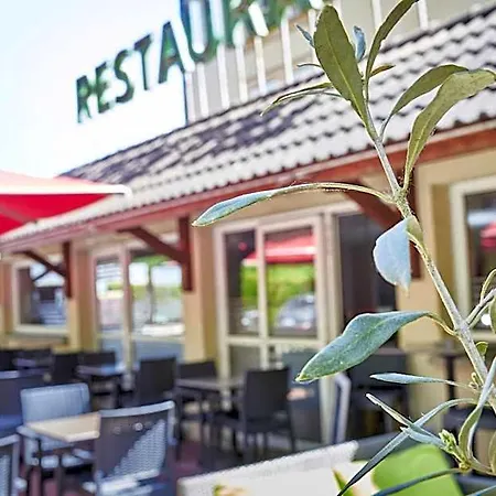 Logis Restaurant Bagatelle - 51530 Hotel