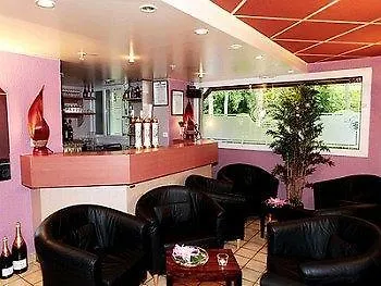 Hotell Logis Bagatelle - 51530 Dizy